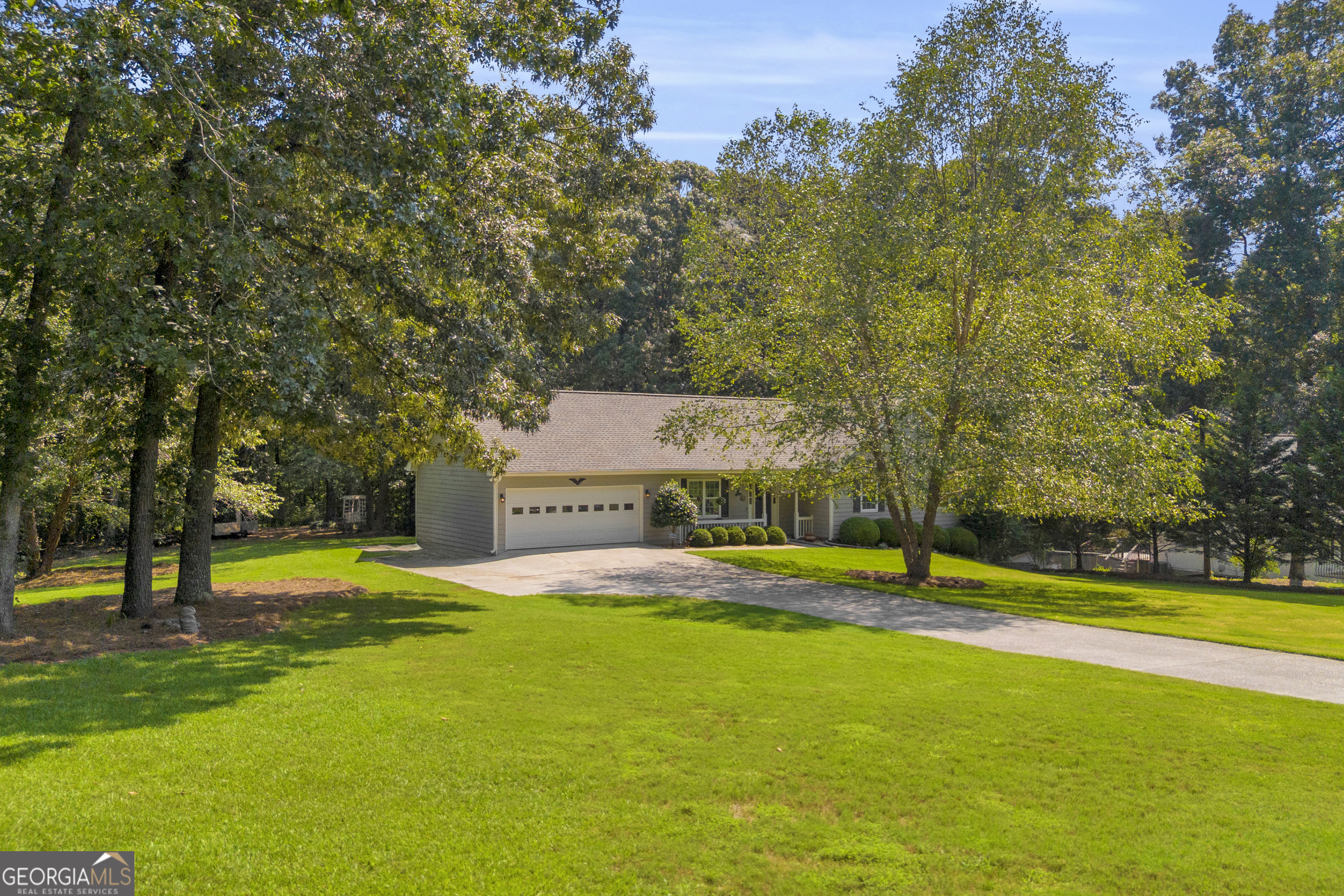 3432 Greystone DR