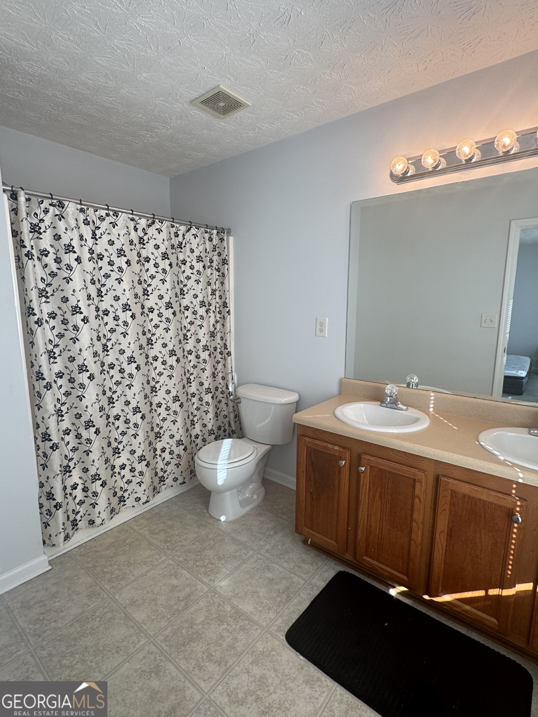 Covington, Georgia 30014, United States, 3 Bedrooms Bedrooms, ,3 BathroomsBathrooms,Residential,Active,8039