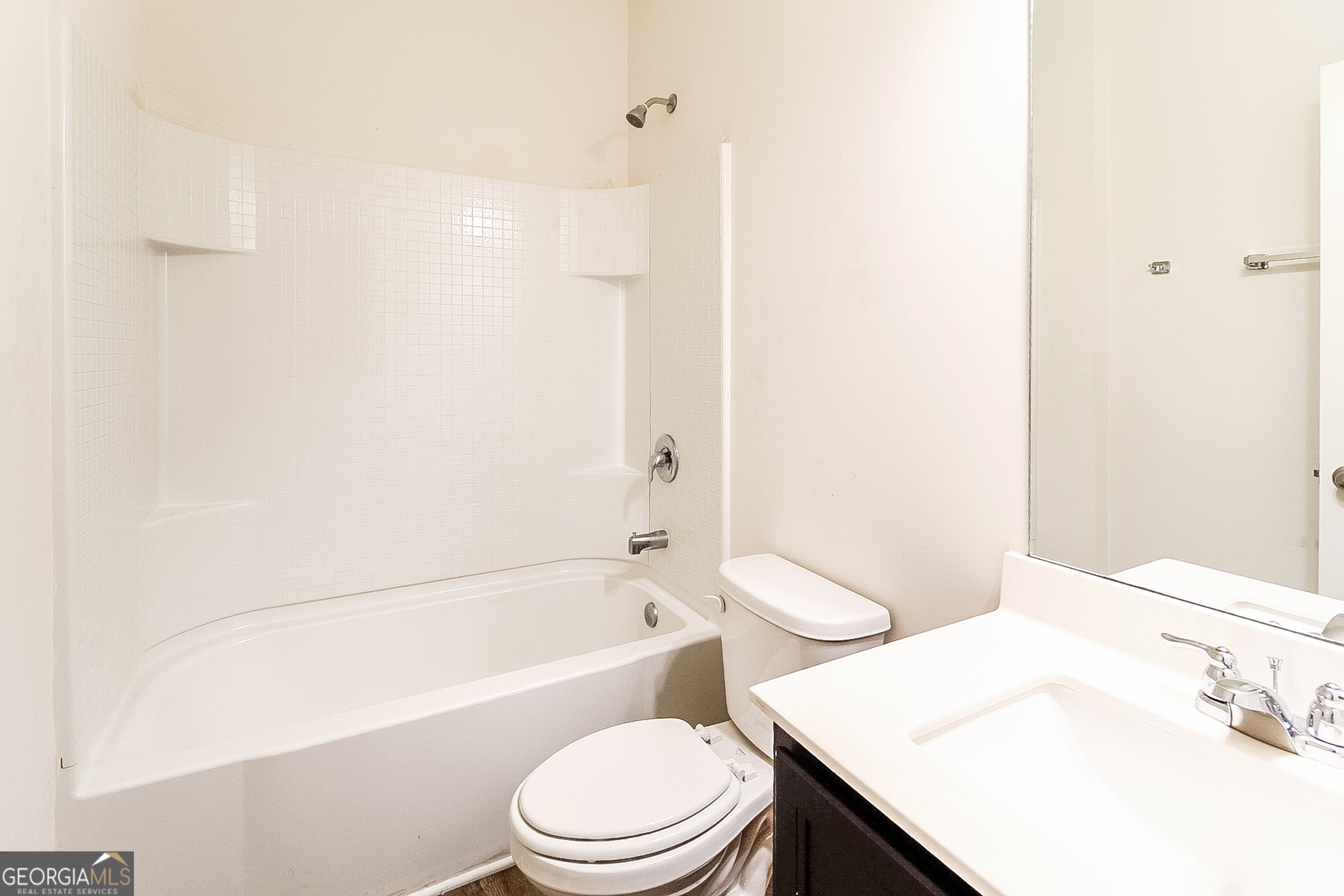 Streamwood Manor - Residential