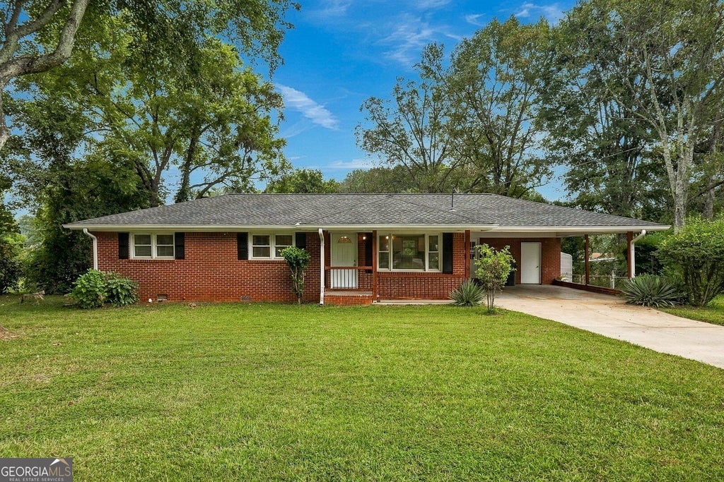 Photo of 4867 Flint Hill Road SW, Austell, GA 30106 (MLS # 10866527)