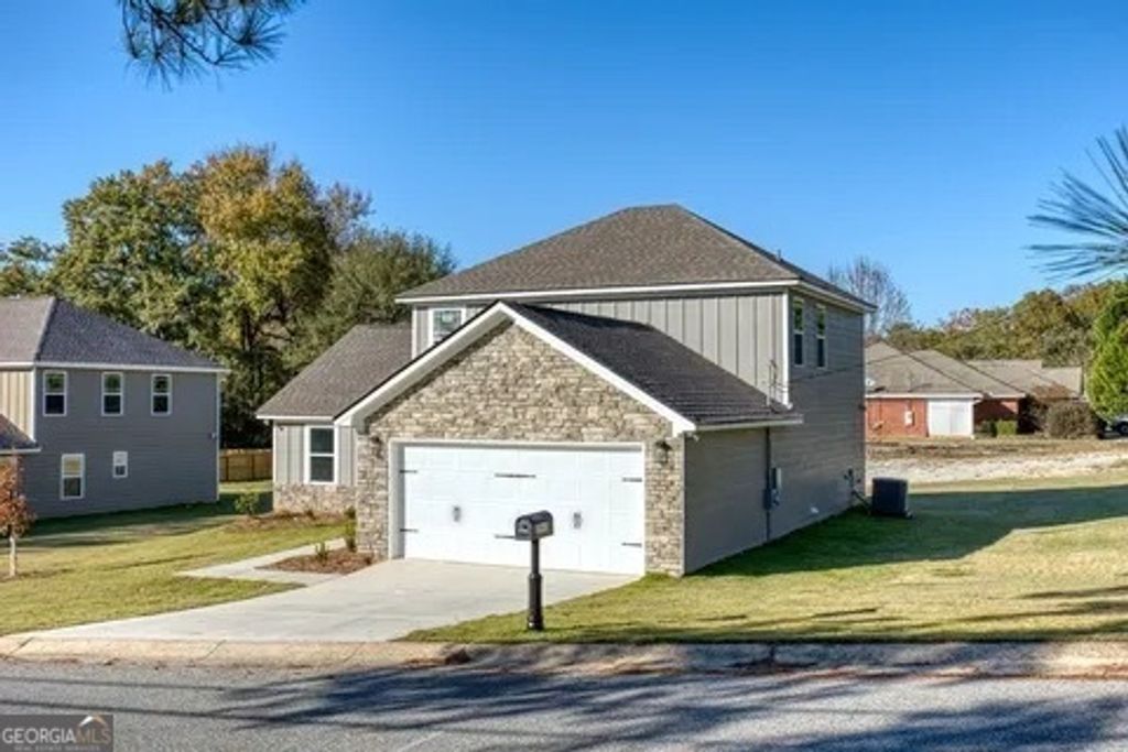 Photo of 3943 Westgate Drive, Columbus, GA 31907 (MLS # 10726277)