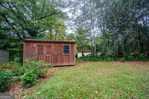 A home in Lagrange