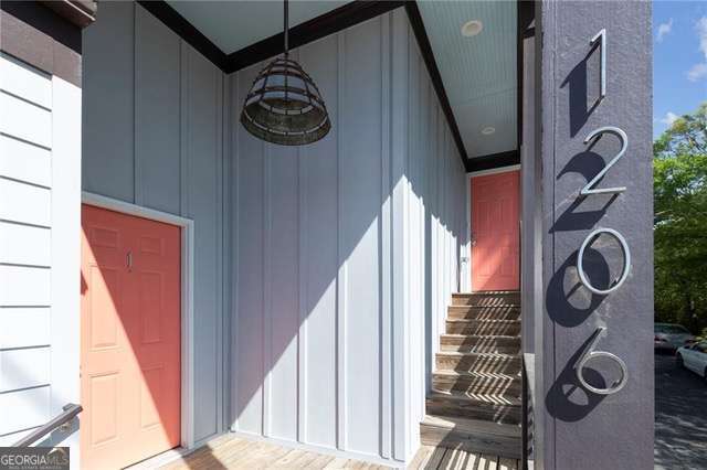 1206 Dekalb AVE NE 1