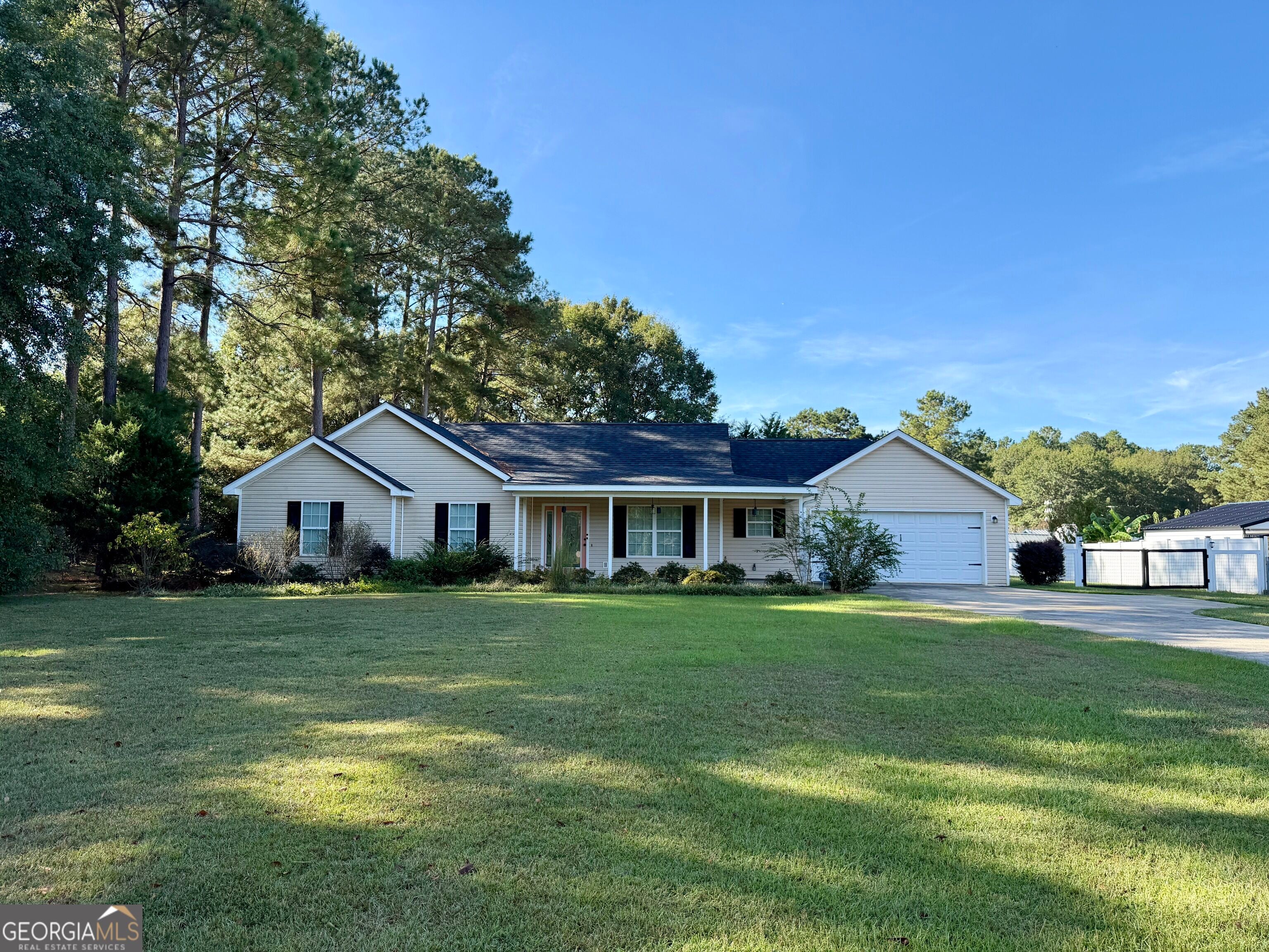 461 Columbus HWY