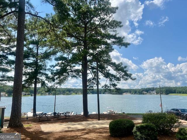 8244 Tanglewood CT