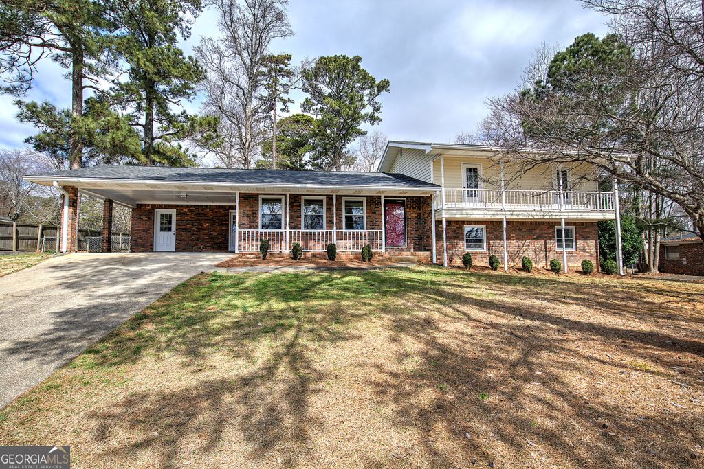 Photo of 5410 Mill Valley Drive, Douglasville, GA 30135 (MLS # 10700953)