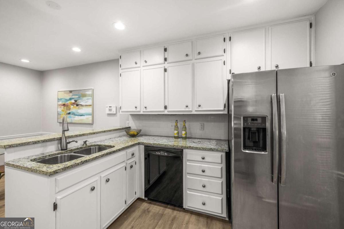 3710 Wedgewood Chase