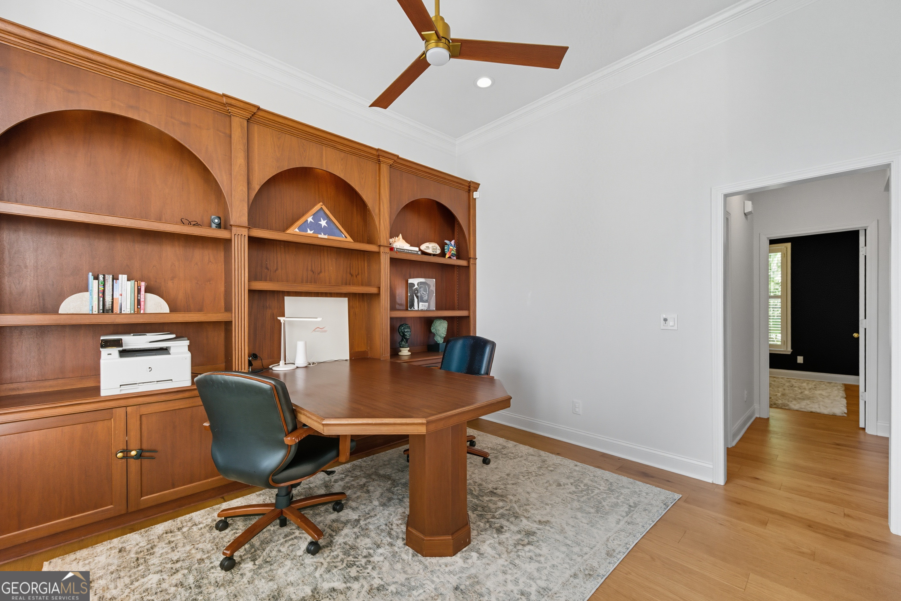 2484 Madison CMNS