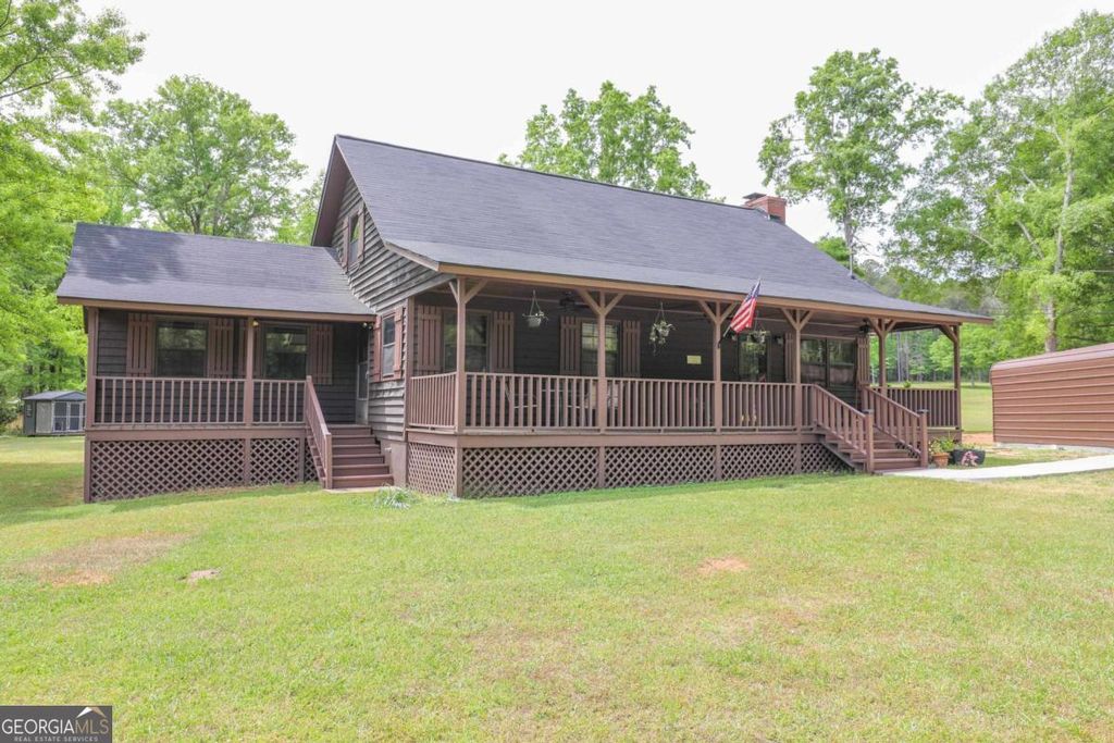 Photo of 321 S Steele Bridge Road, Eatonton, GA 31024 (MLS # 10733153)