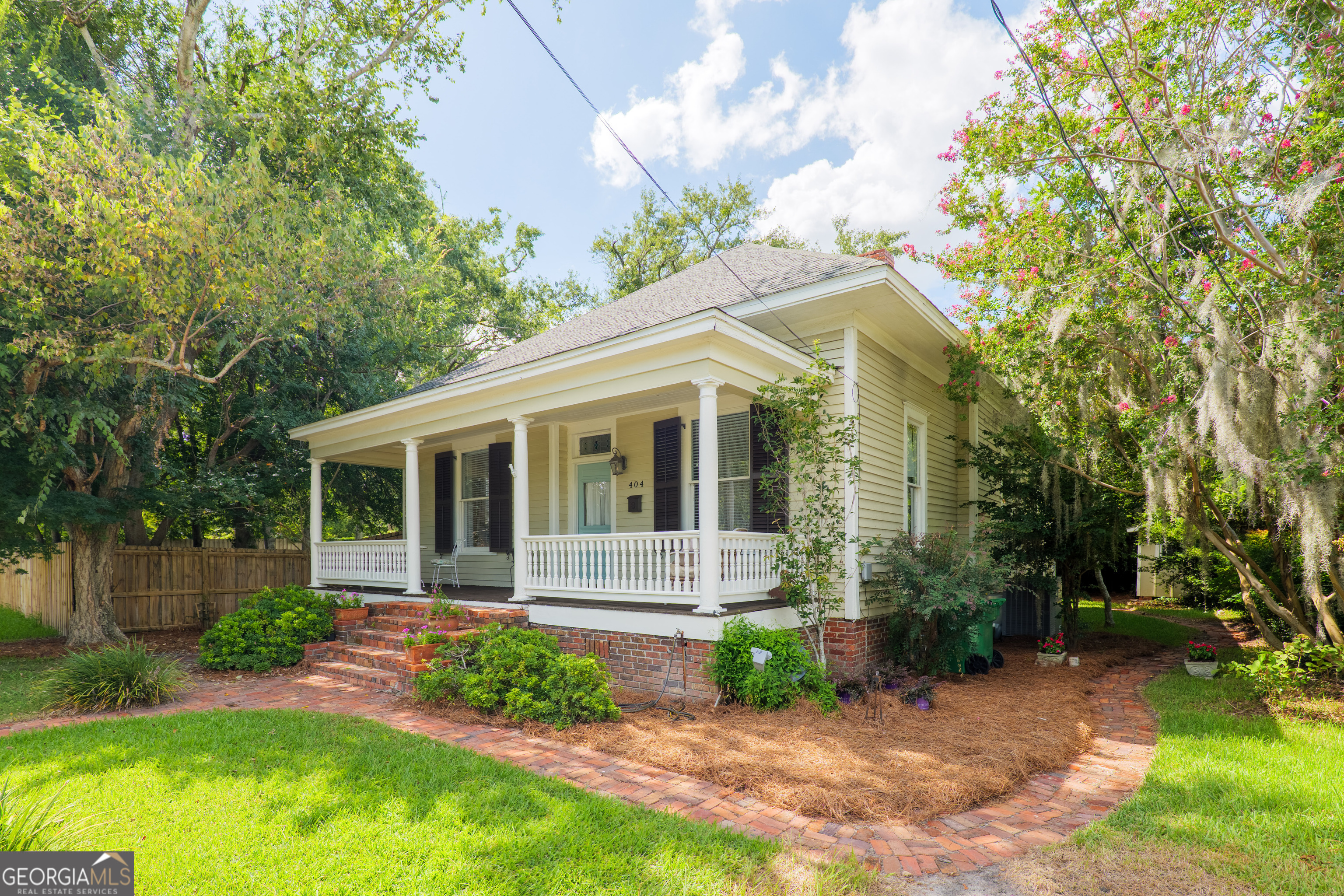404 Floyd ST