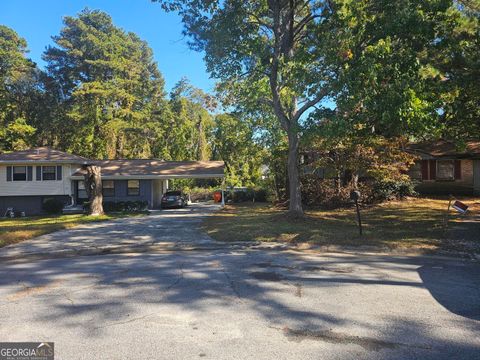 2835 Randy CT Ellenwood GA 30294