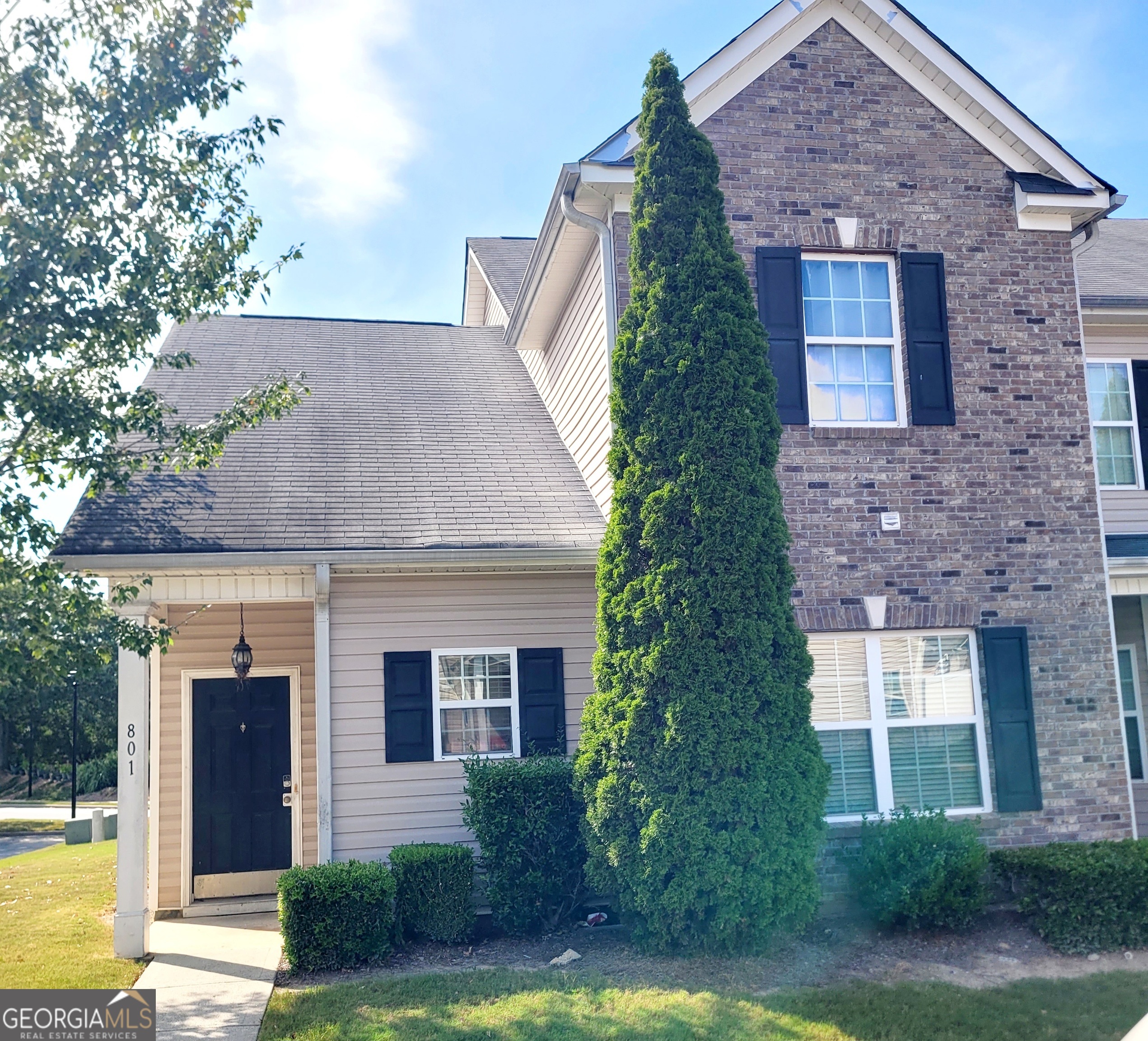 PROVIDENCE PLACE - Residential