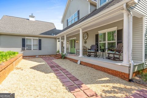 A home in Thomaston