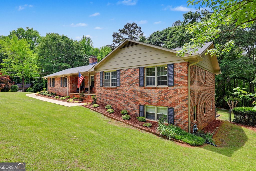 Photo of 1161 Woodlands Road, Watkinsville, GA 30677 (MLS # 10761167)