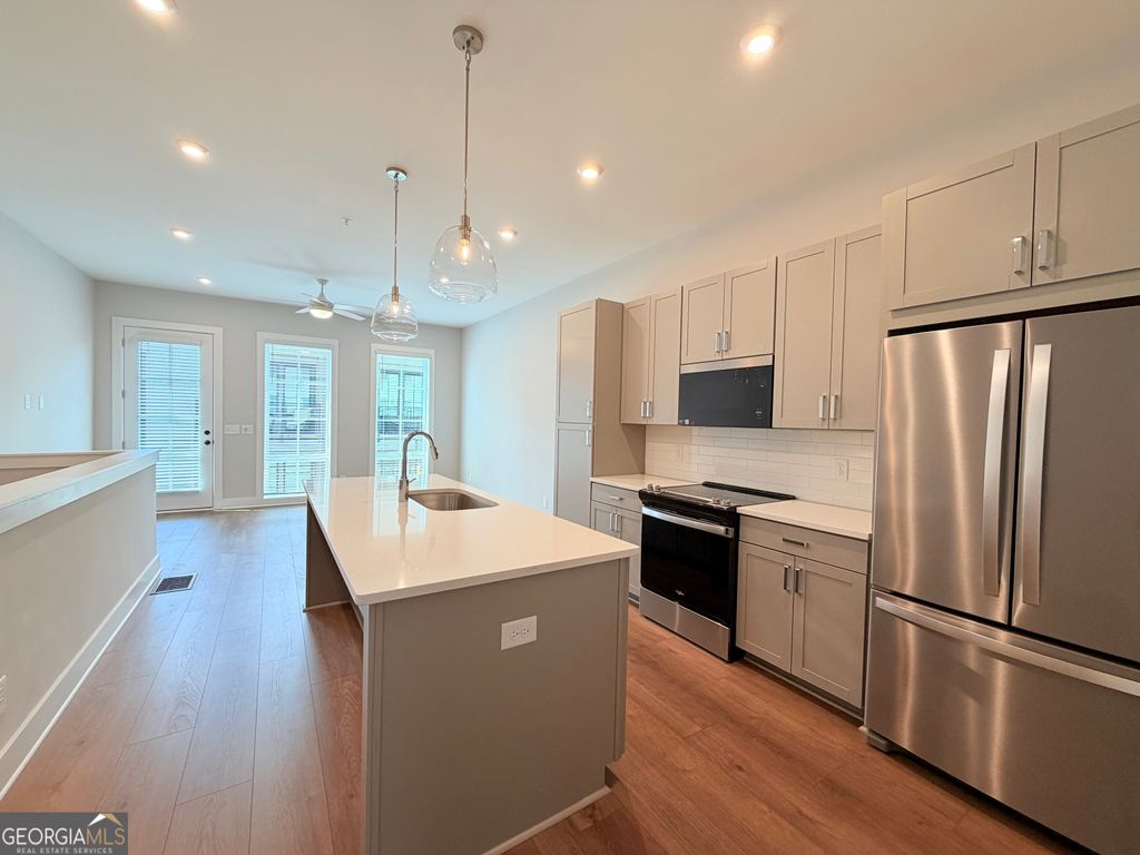 Photo of 988 Bibbs Cir #4, Atlanta, GA 30318 (MLS # 10721916)