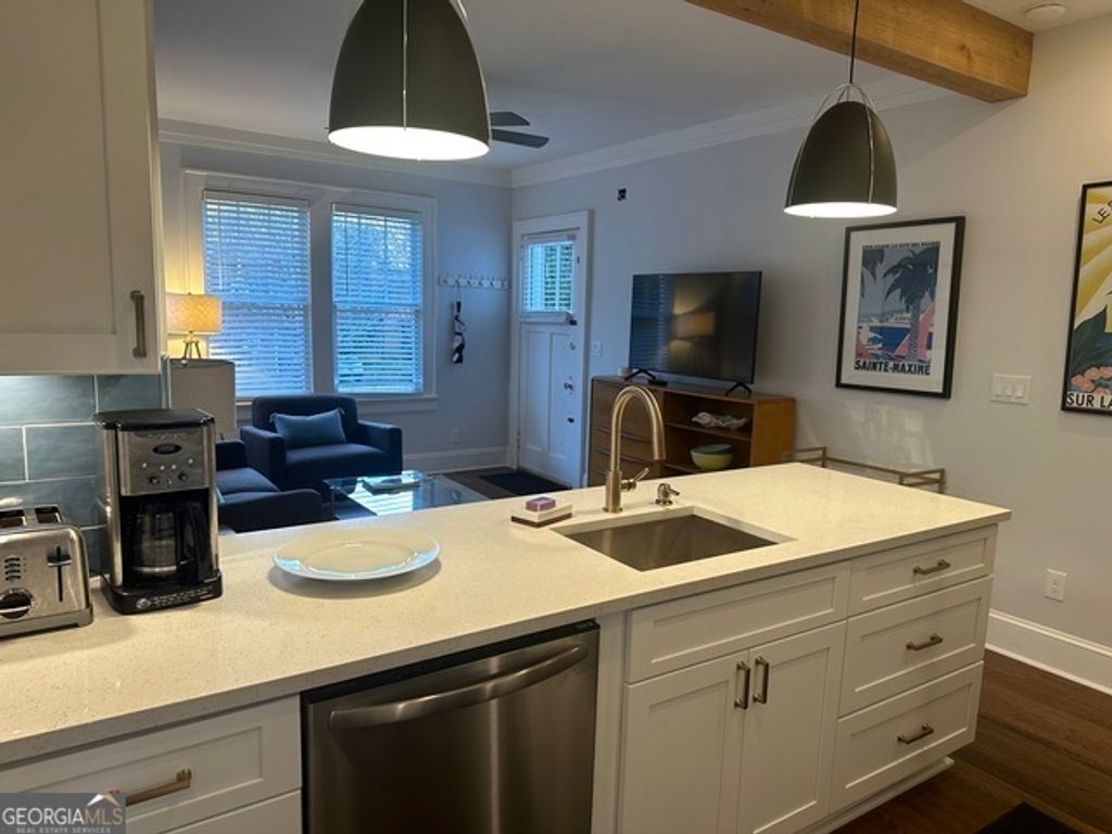 Photo of 1136 Lanier Boulevard NE, Atlanta, GA 30306 (MLS # 10682533)