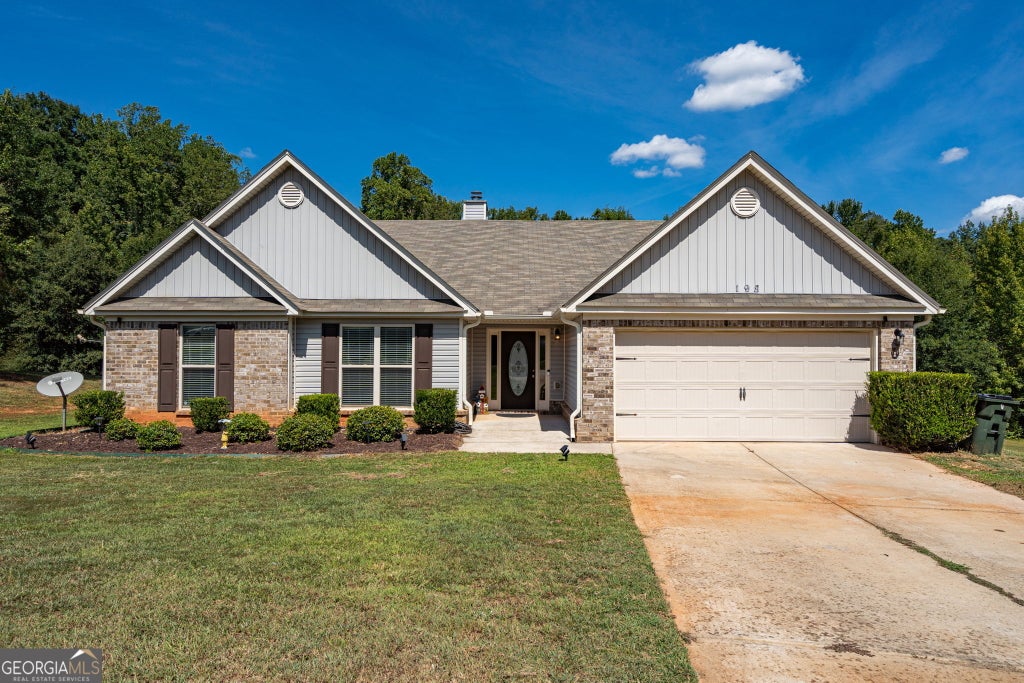Photo of 198 White Circle, Winterville, GA 30683 (MLS # 10845203)