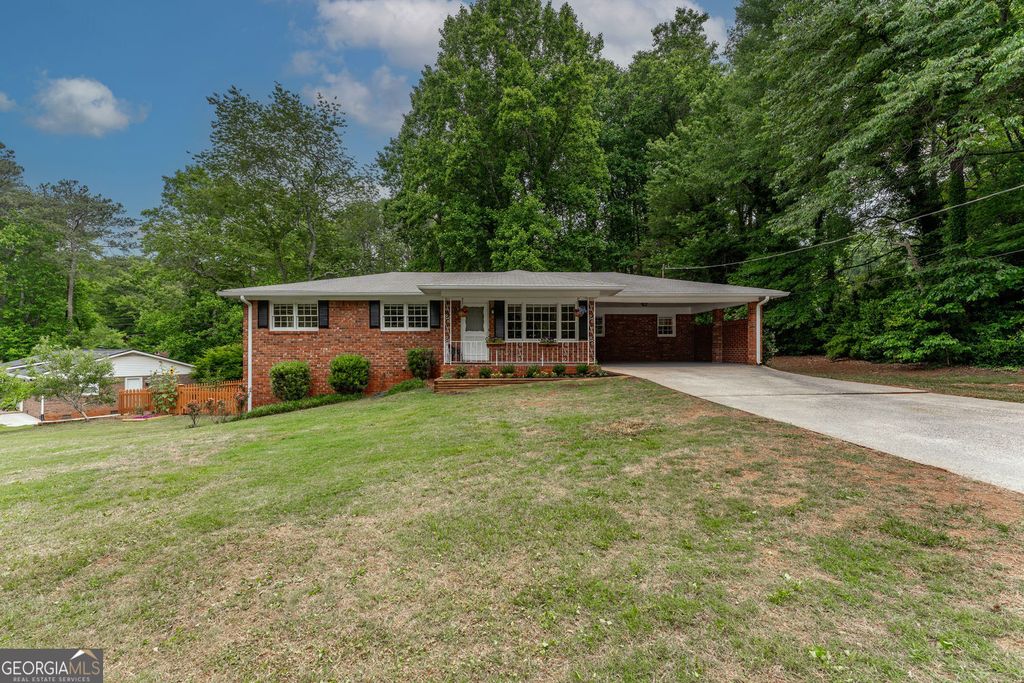 Photo of 3030 Mary Drive, Marietta, GA 30066 (MLS # 10770448)