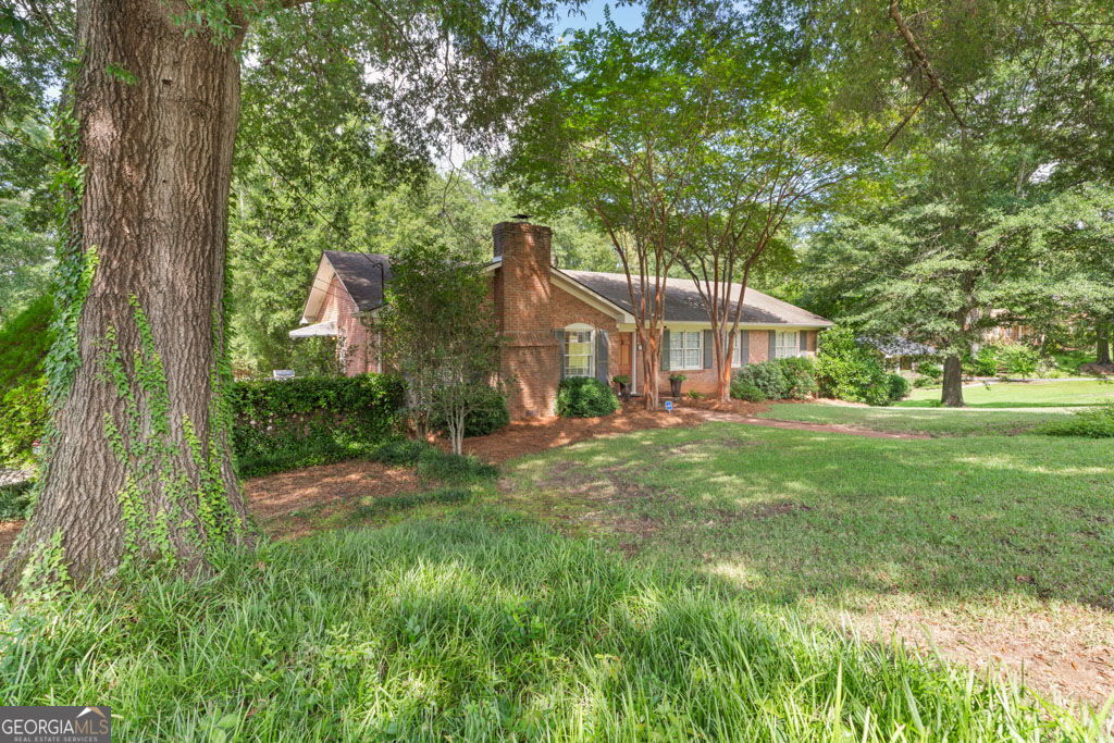 3085 Ashby DR