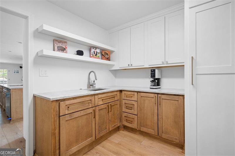 Hampton Lake - Residential