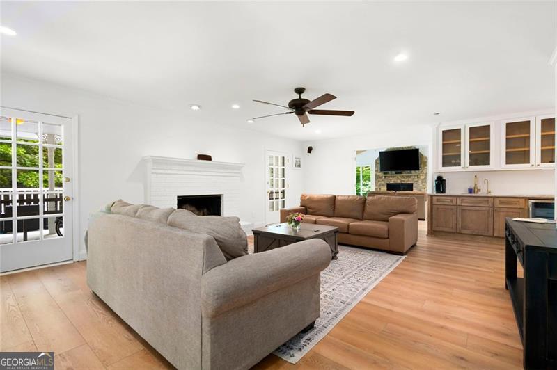 Hampton Lake - Residential