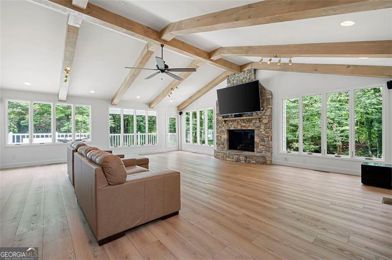 Hampton Lake - Residential