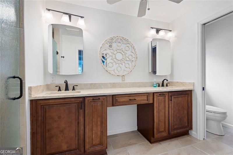 Hampton Lake - Residential