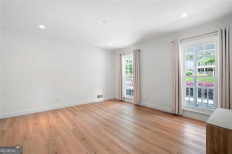 Hampton Lake - Residential