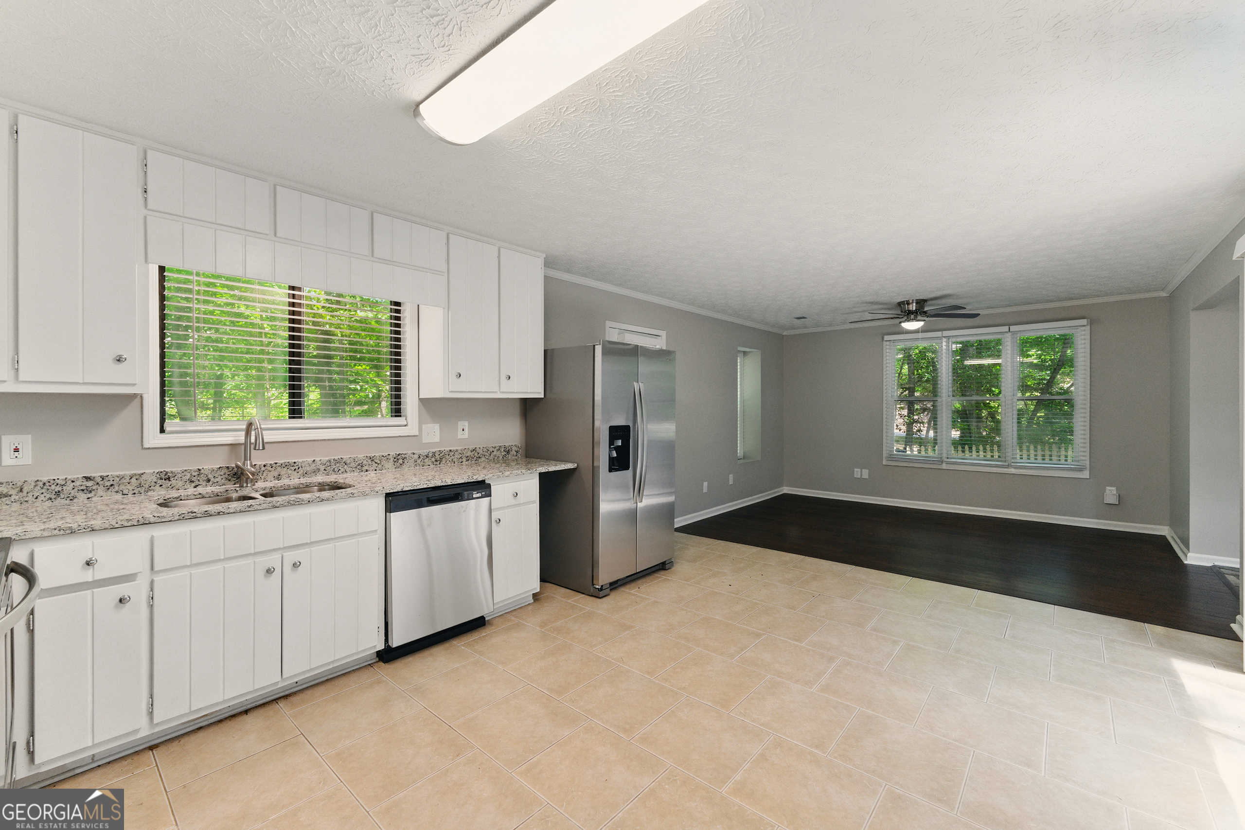 Holly Springs Crossing - Residential