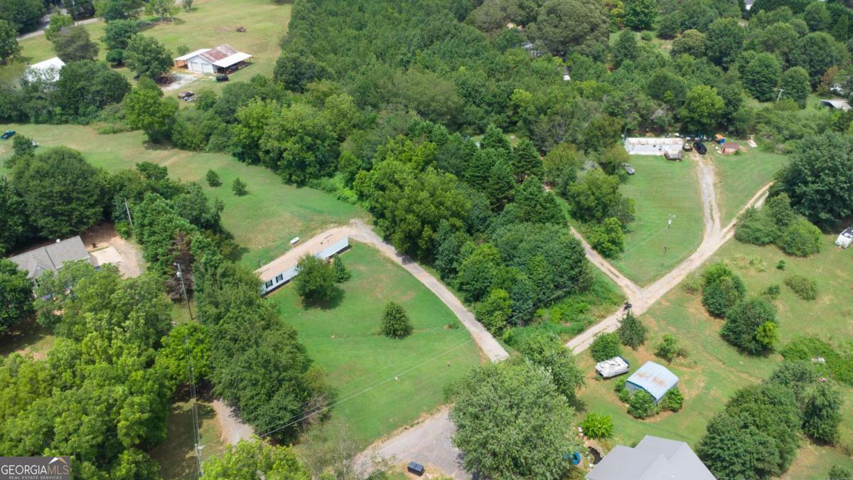 5707 Parks RDS