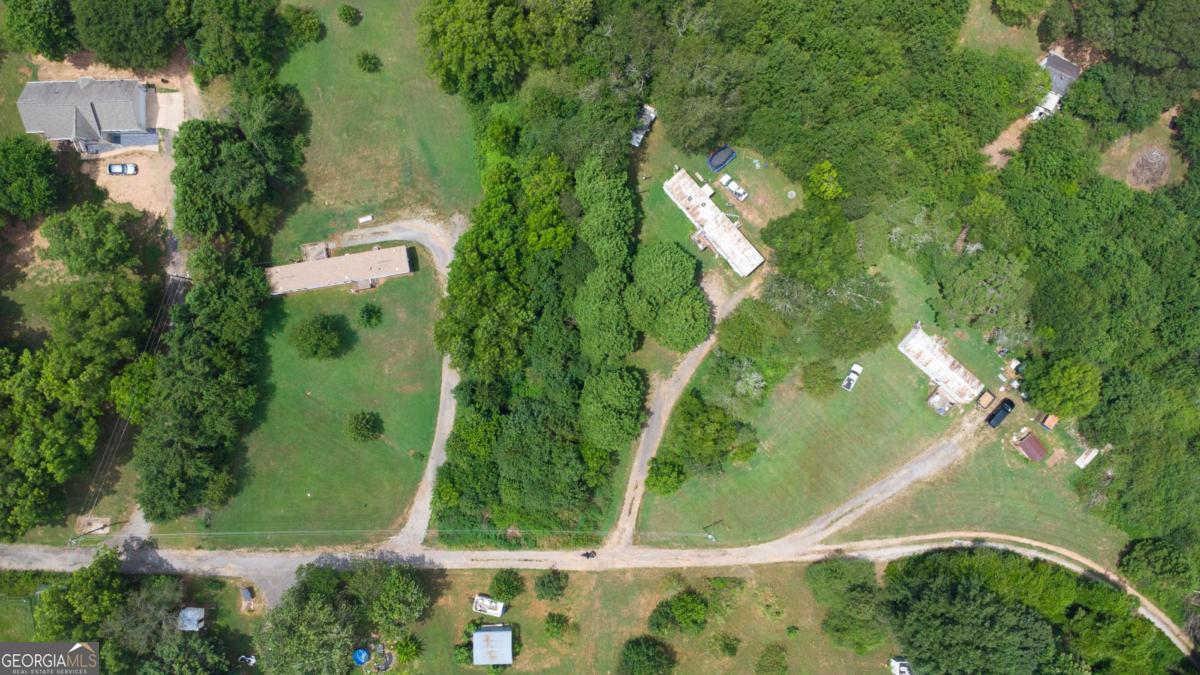 5707 Parks RDS