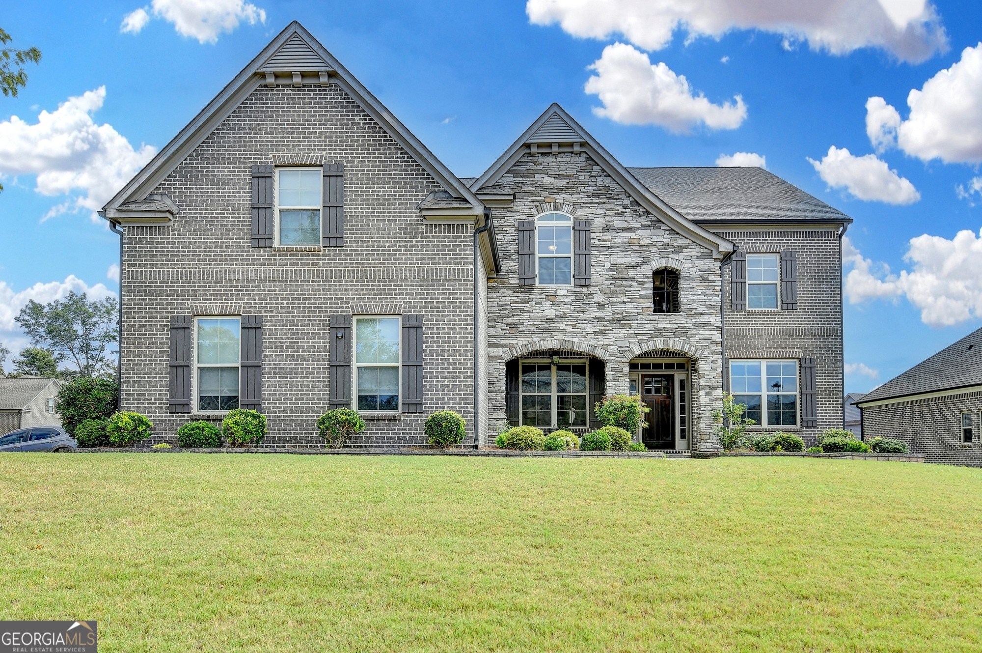 4310 Woodward Walk LN