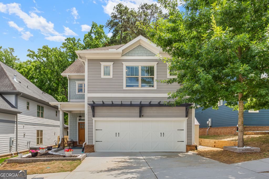 Photo of 1749 Russell Street, Atlanta, GA 30316 (MLS # 10761871)