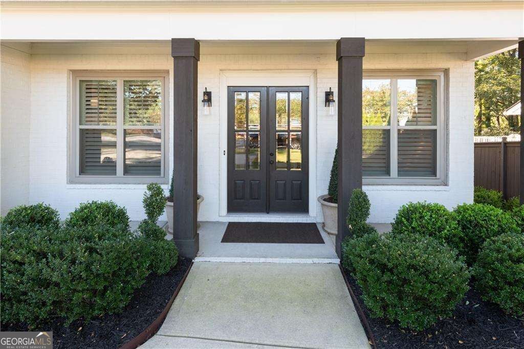 1929 Dresden DR NE