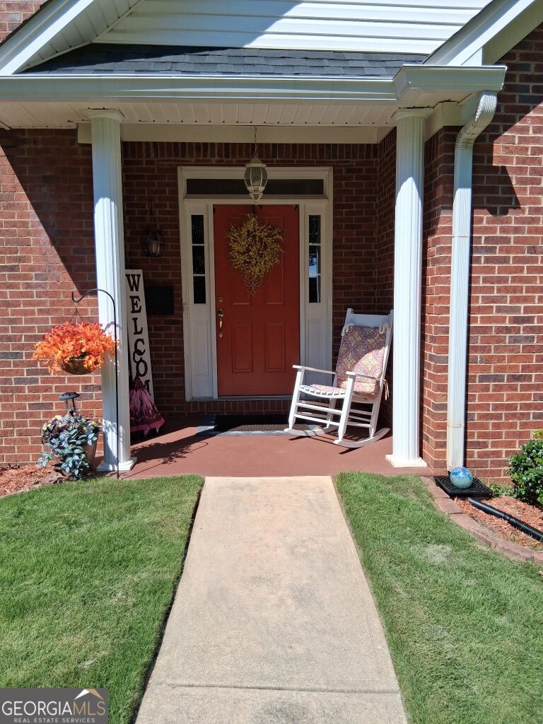 915 Charleston CT