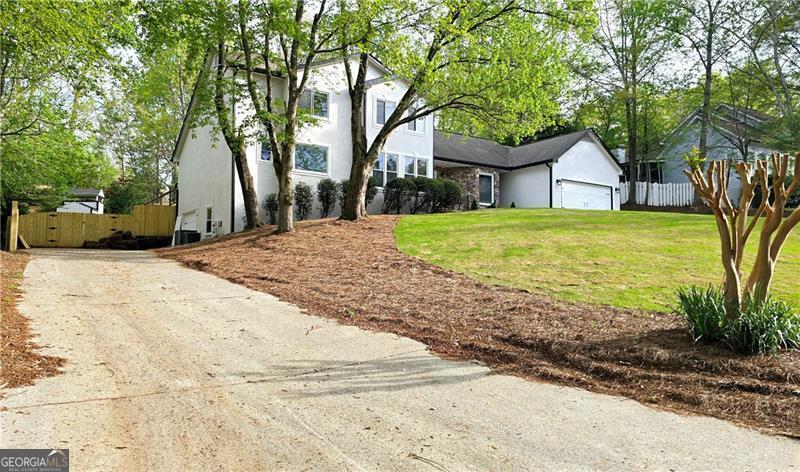 1960 CALVIN DR