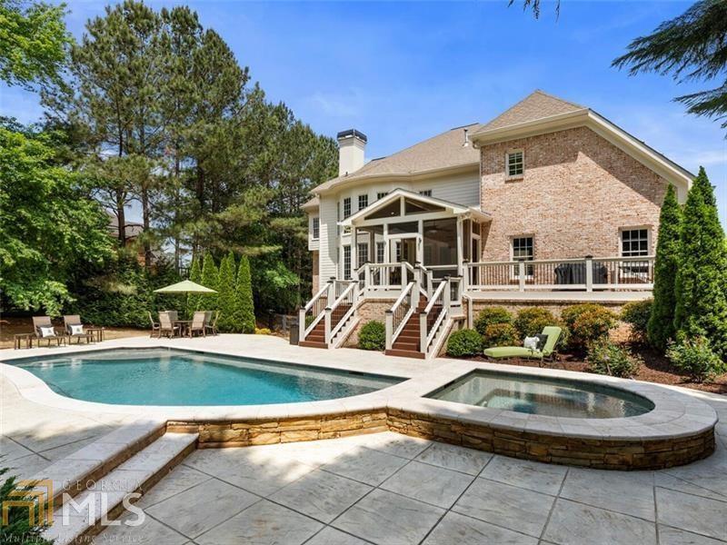 Triple Crown - Residential