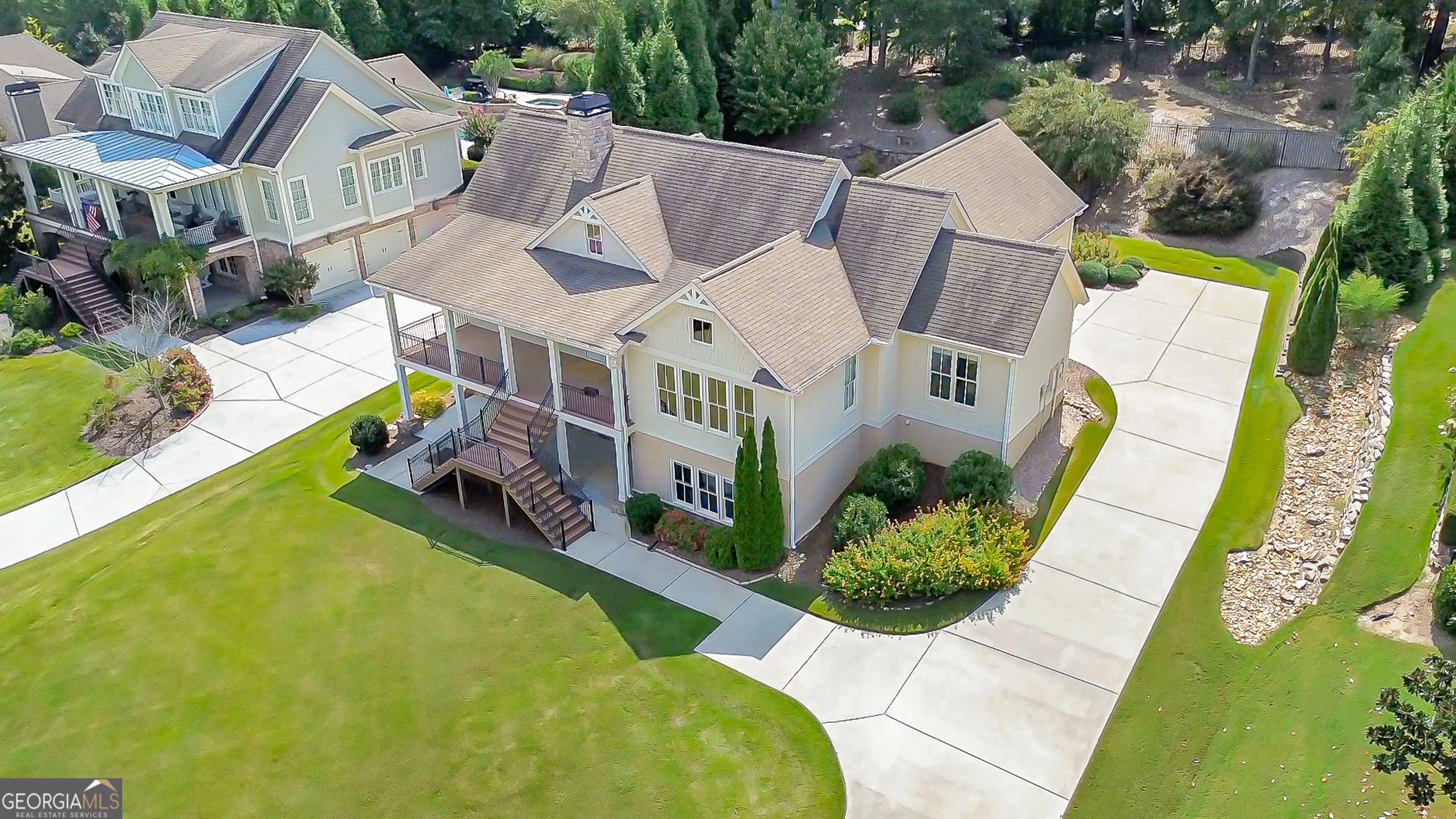 72 W Cove DR