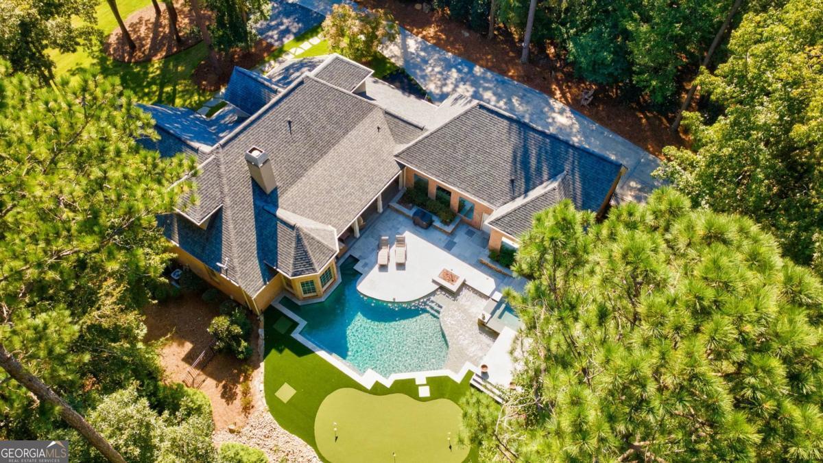 1101 Club Cove DR