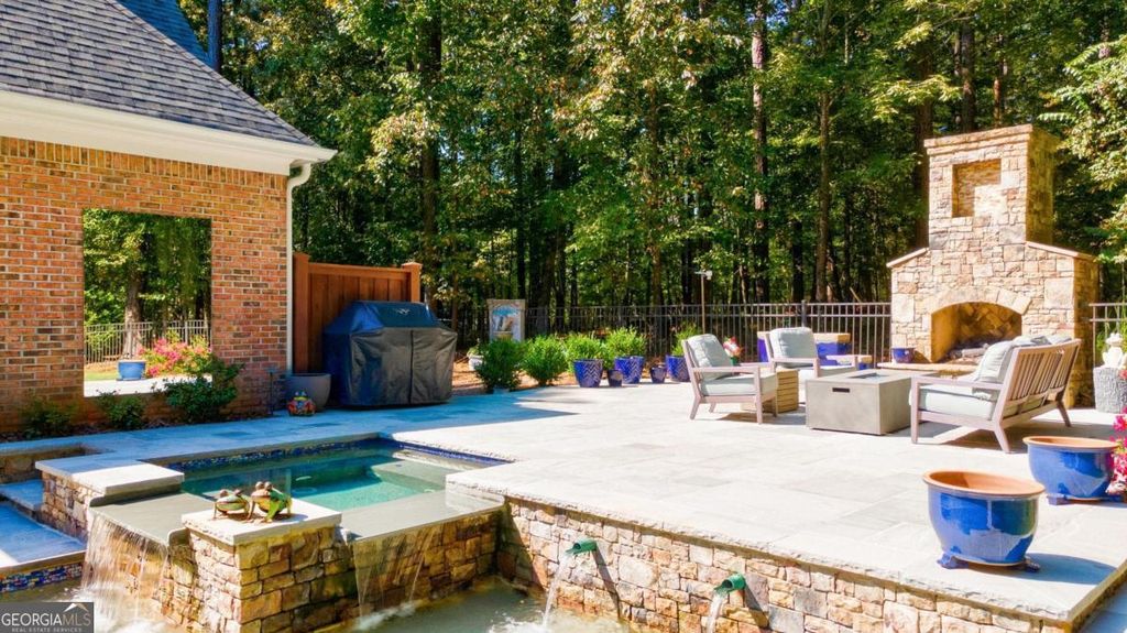 Photo of 1101 Club Cove Drive, Greensboro, GA 30642 (MLS # 10740143)