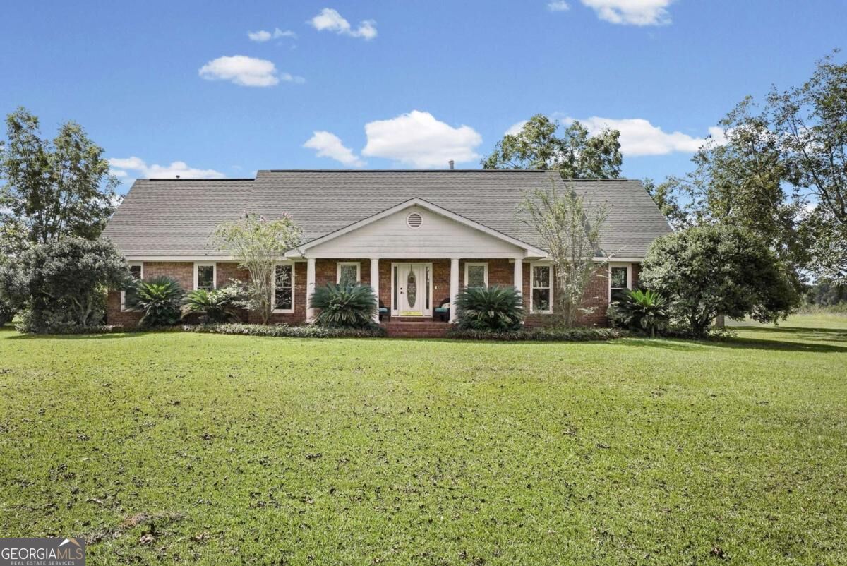 1024 Ten Mile RD