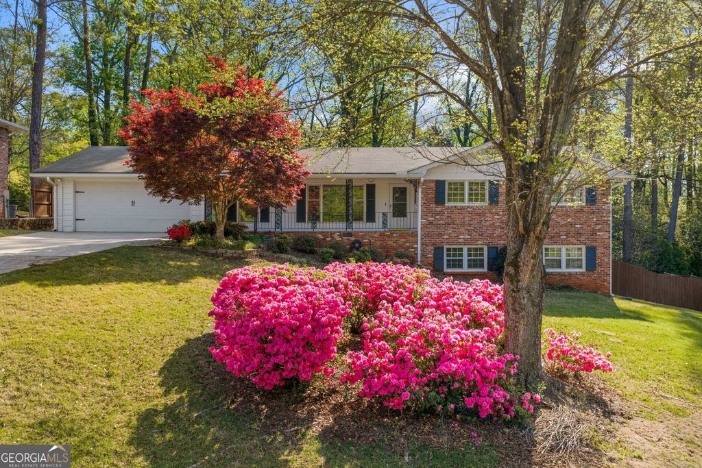 Photo of 2943 Greenrock Trail, Atlanta, GA 30340 (MLS # 10724745)