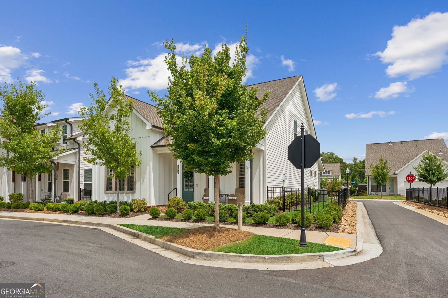 1673 Harvest Park LN