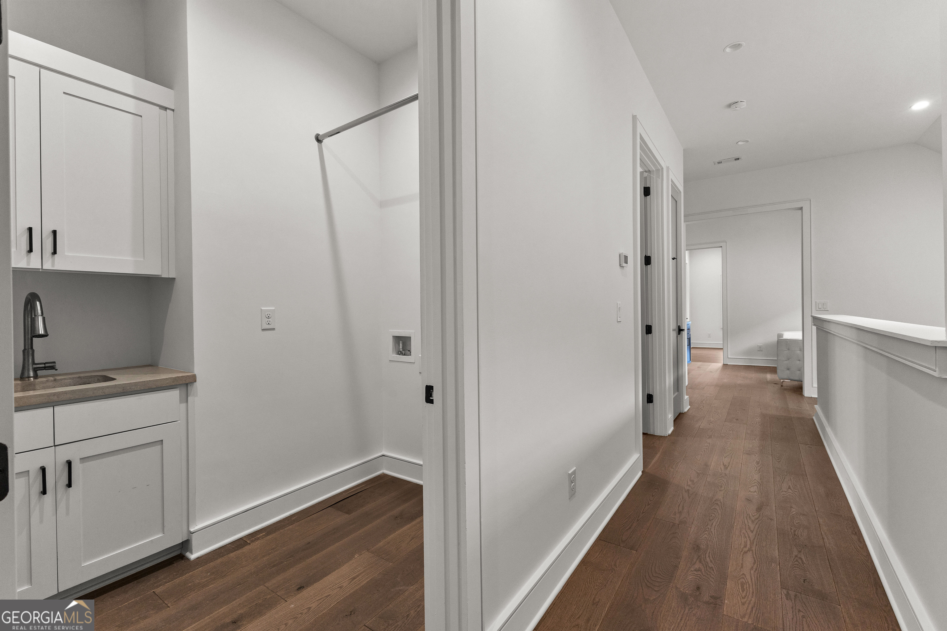 Fayetteville, Georgia 30214, United States, 4 Bedrooms Bedrooms, ,4 BathroomsBathrooms,Residential,Active,206723