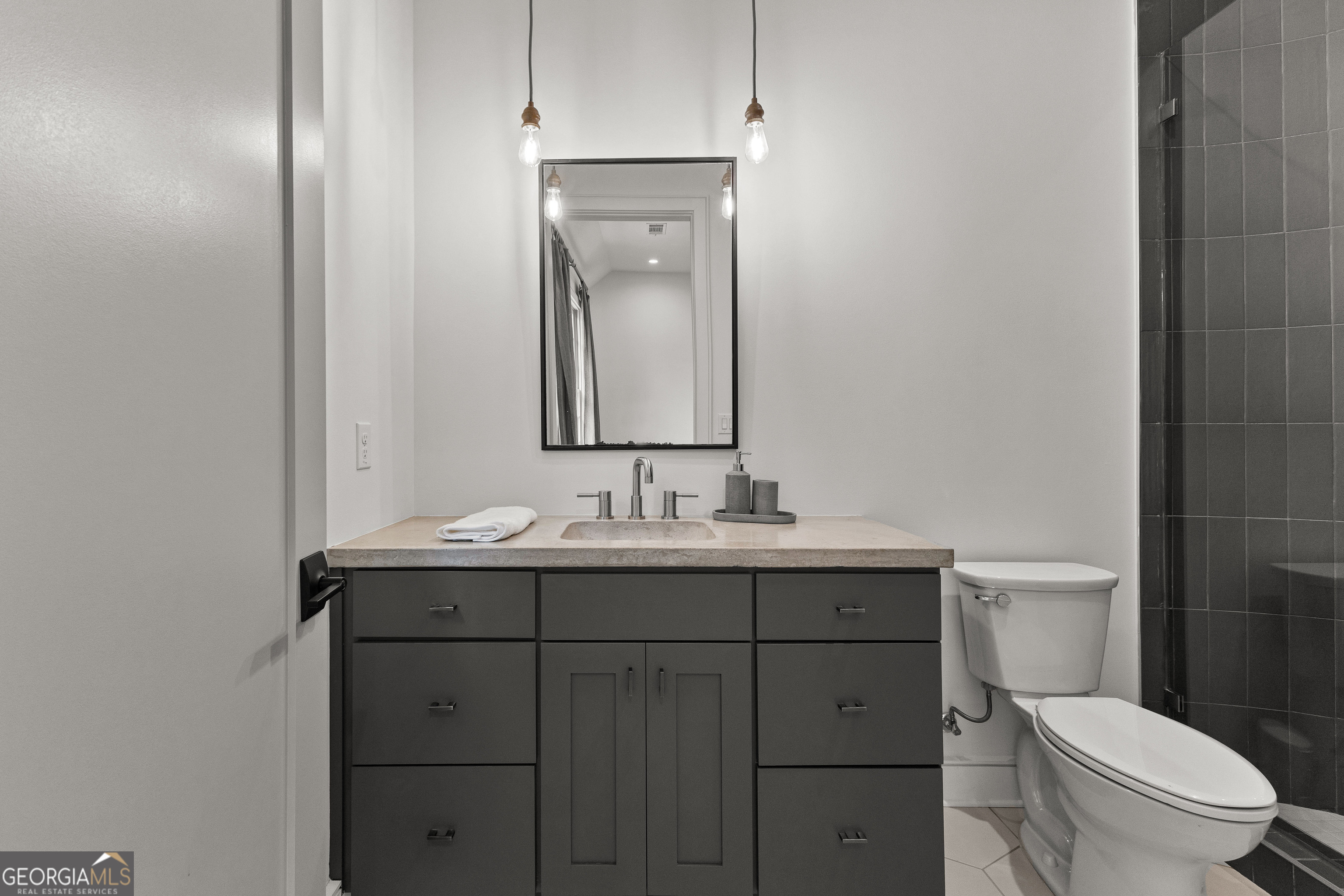 Fayetteville, Georgia 30214, United States, 4 Bedrooms Bedrooms, ,4 BathroomsBathrooms,Residential,Active,206723