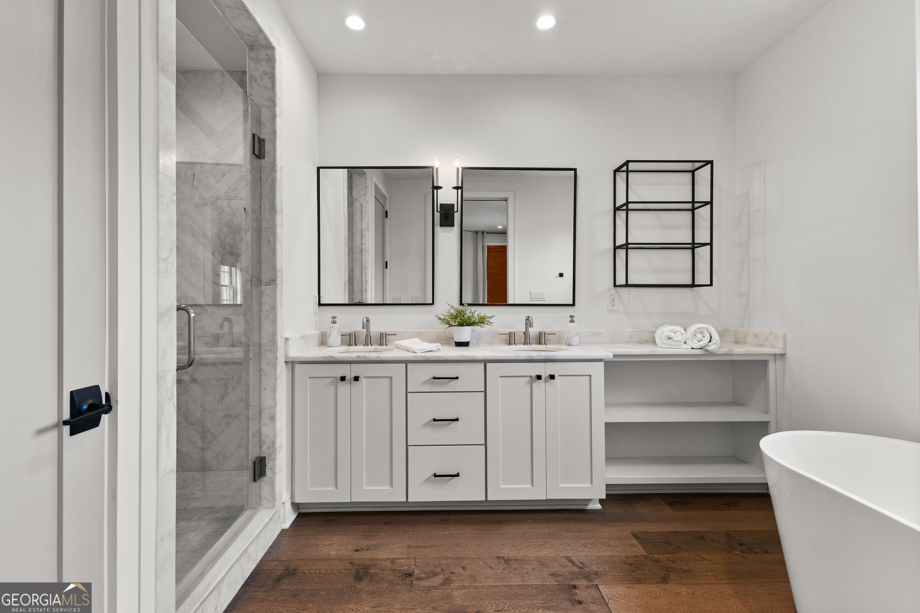 Fayetteville, Georgia 30214, United States, 4 Bedrooms Bedrooms, ,4 BathroomsBathrooms,Residential,Active,206723