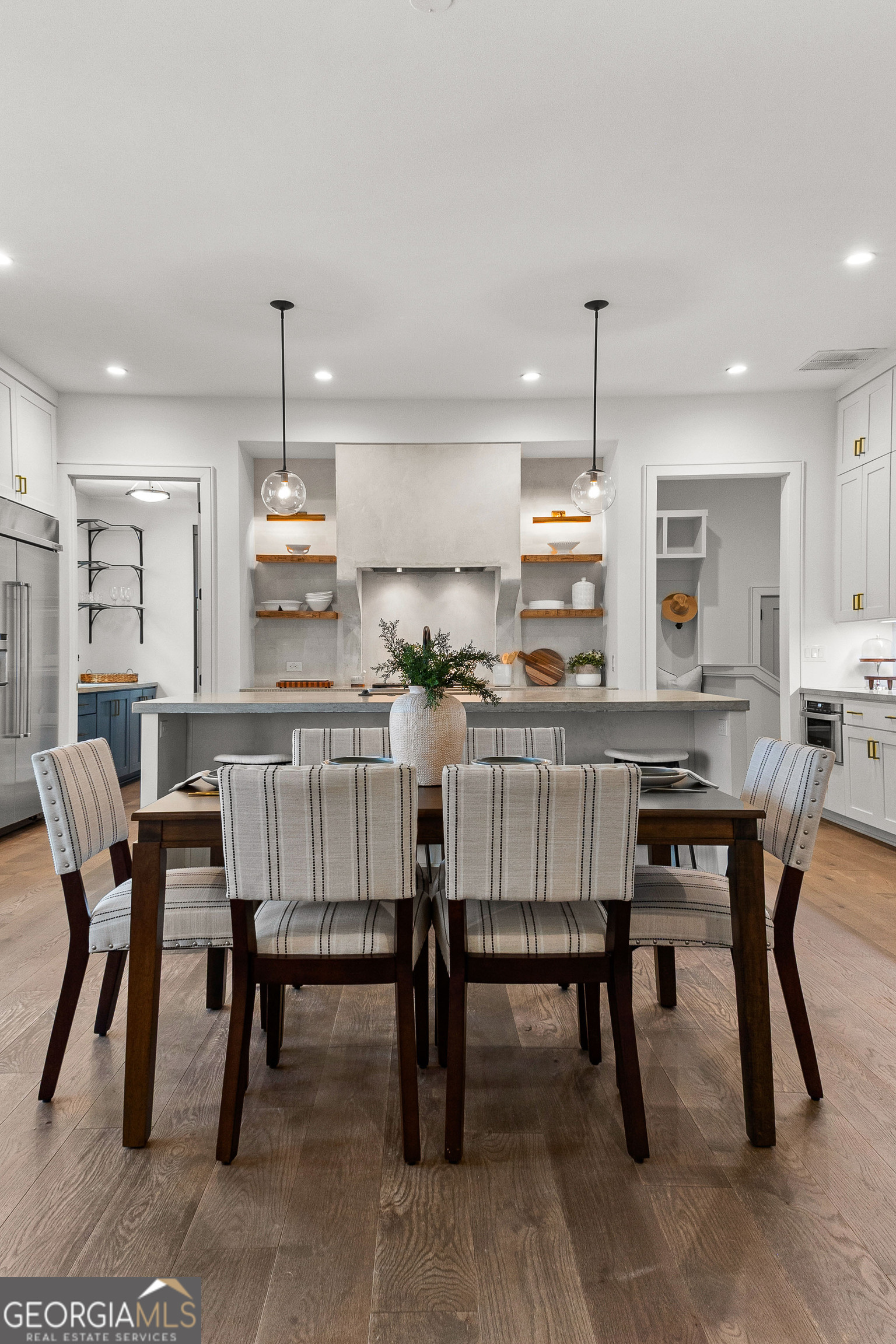 Fayetteville, Georgia 30214, United States, 4 Bedrooms Bedrooms, ,4 BathroomsBathrooms,Residential,Active,206723