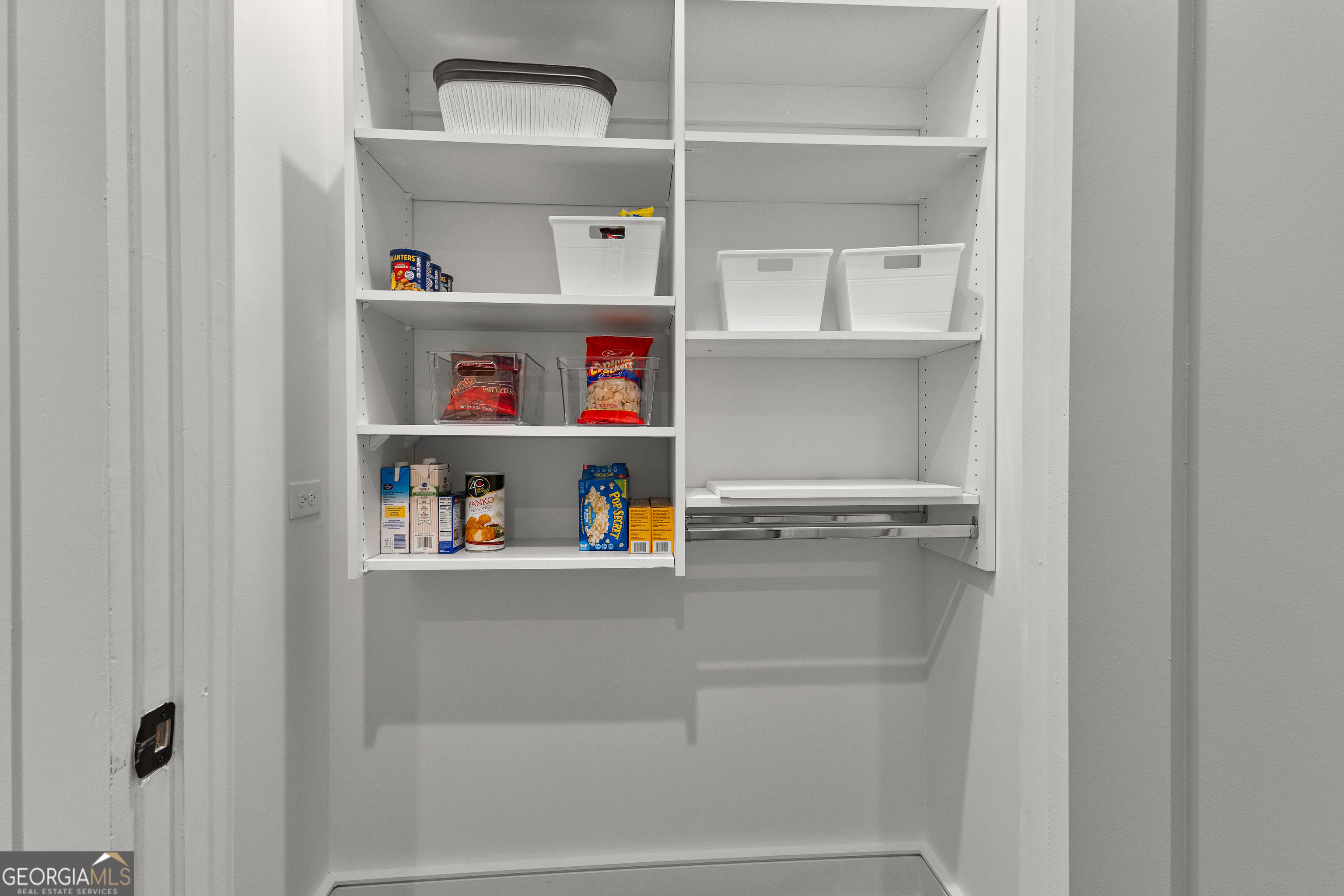 Fayetteville, Georgia 30214, United States, 4 Bedrooms Bedrooms, ,4 BathroomsBathrooms,Residential,Active,206723