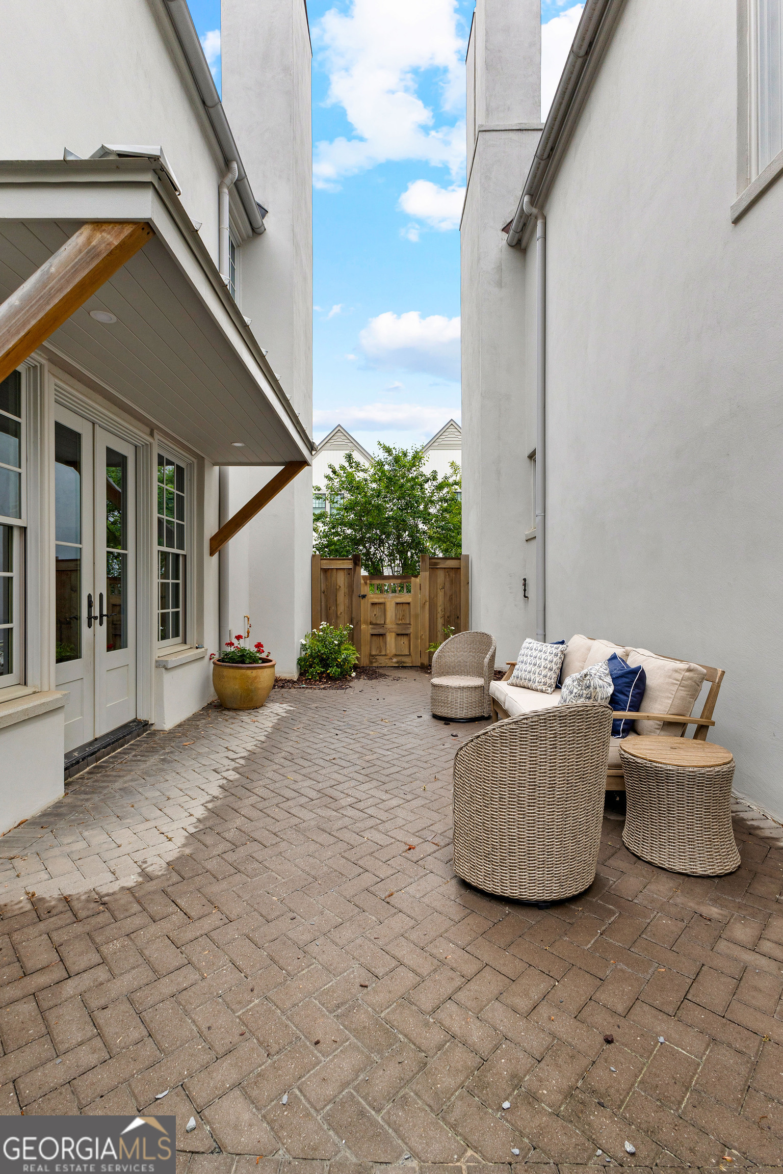 Fayetteville, Georgia 30214, United States, 4 Bedrooms Bedrooms, ,4 BathroomsBathrooms,Residential,Active,206723