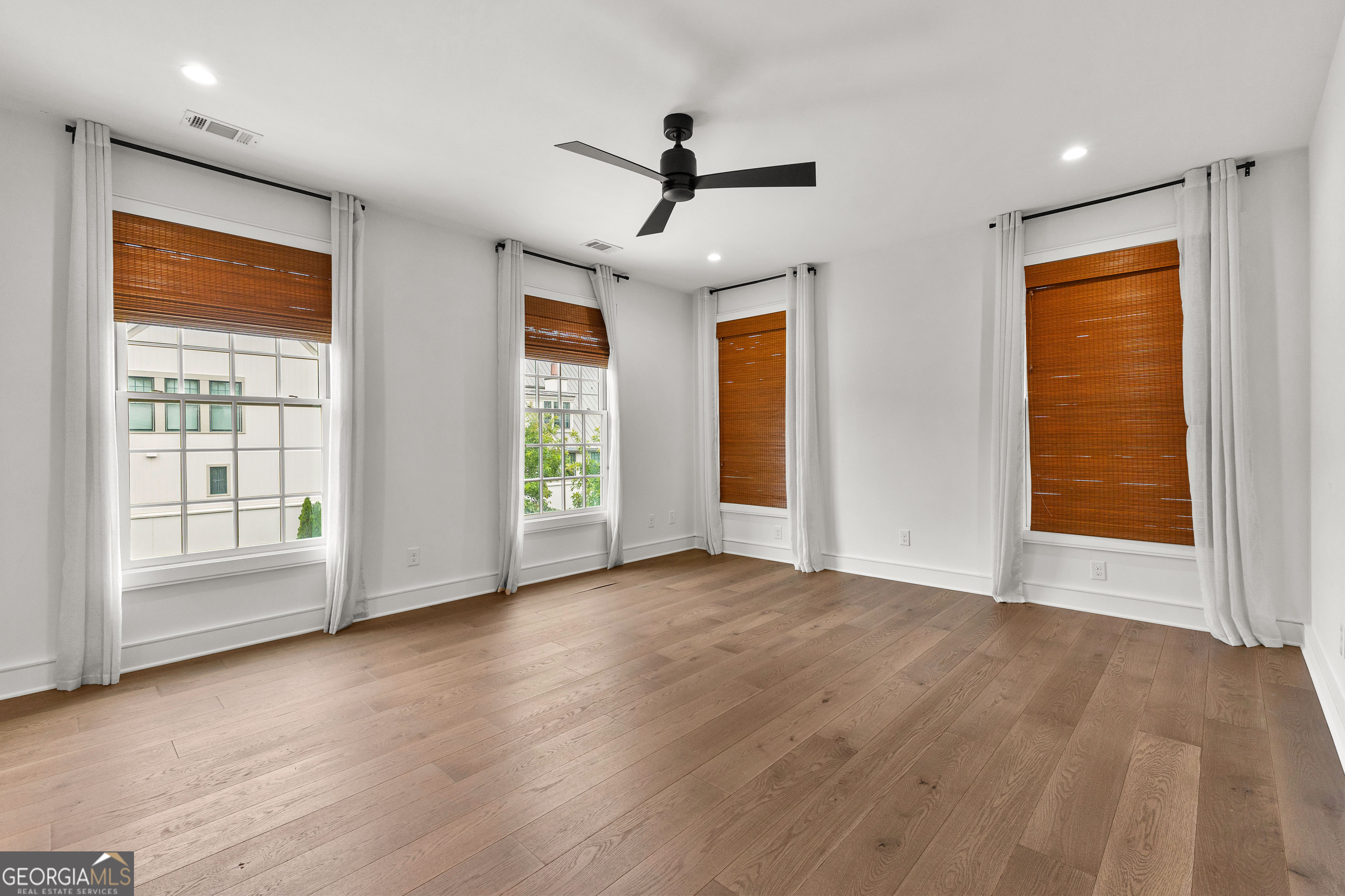 Fayetteville, Georgia 30214, United States, 4 Bedrooms Bedrooms, ,4 BathroomsBathrooms,Residential,Active,206723